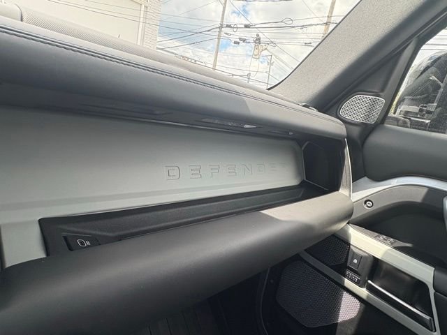 Certified Used 2023 Silver Land Rover X-Dynamic SE image 36