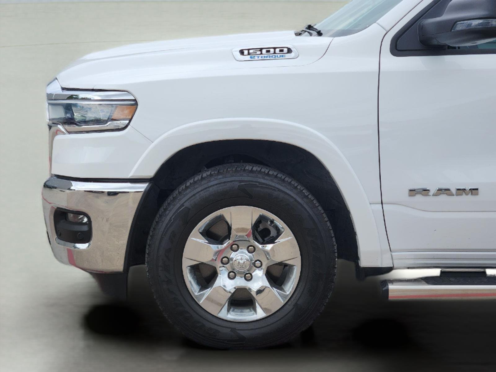 2025 Ram 1500 photo 9 of 33