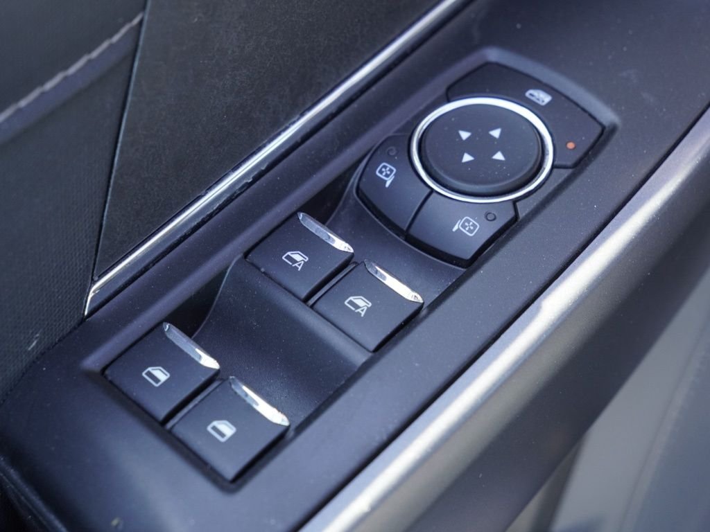 Used 2025 Silver Ford XLT image 7