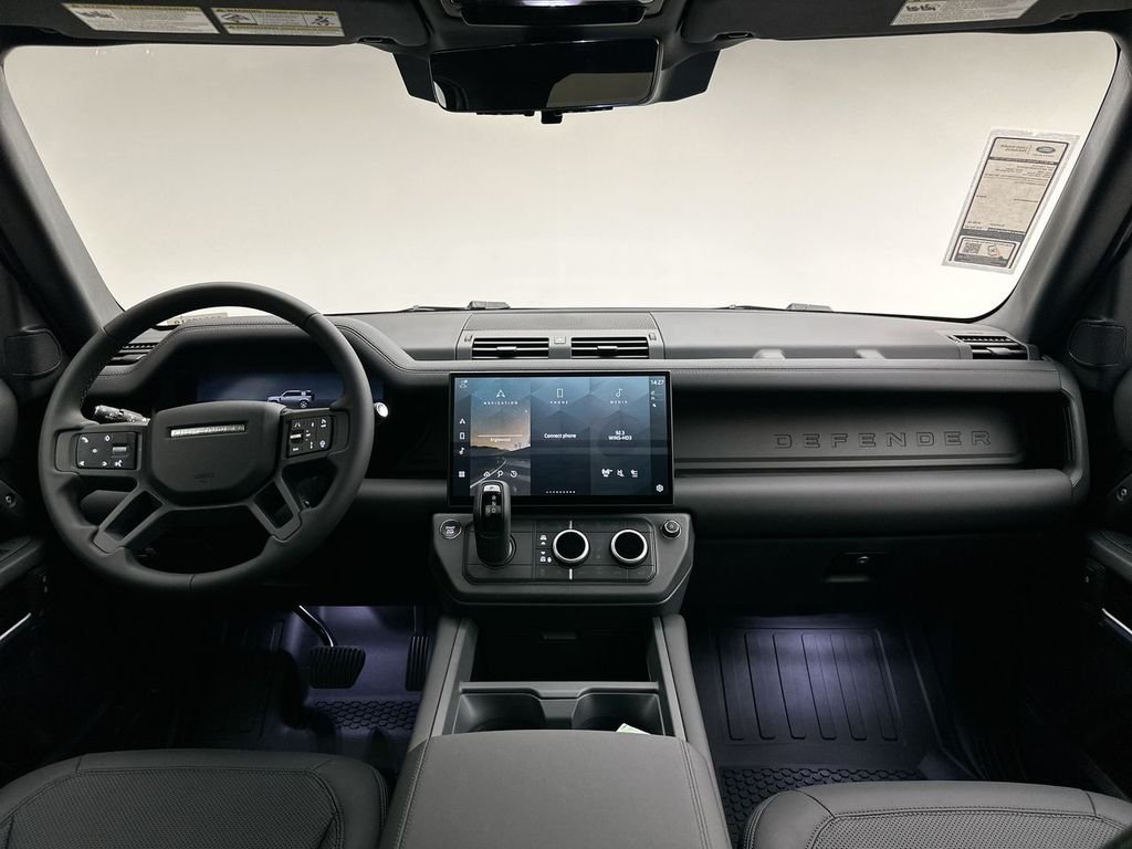 New 2026 Woolstone Green Land Rover X-Dynamic SE image 8