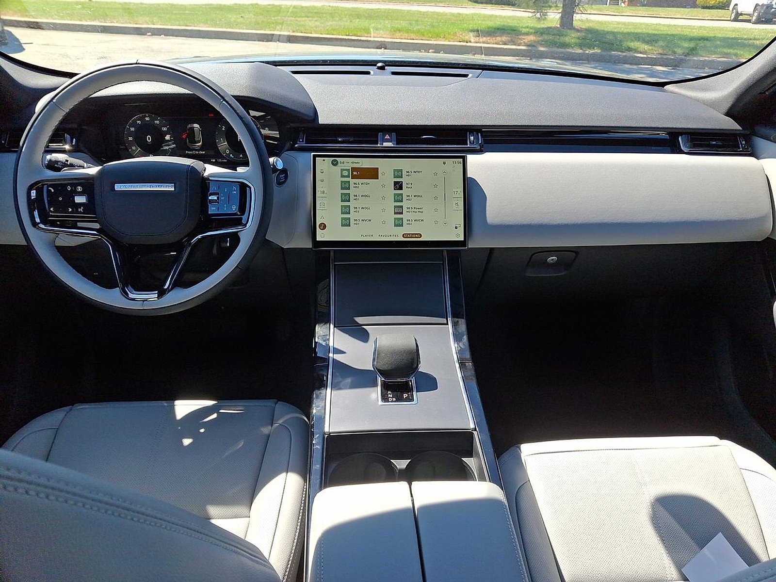 2026 Land Rover Range Rover Velar S - Photo 10