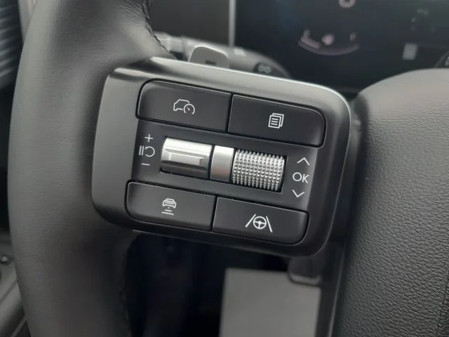 Used 2026 White Hyundai SEL image 14