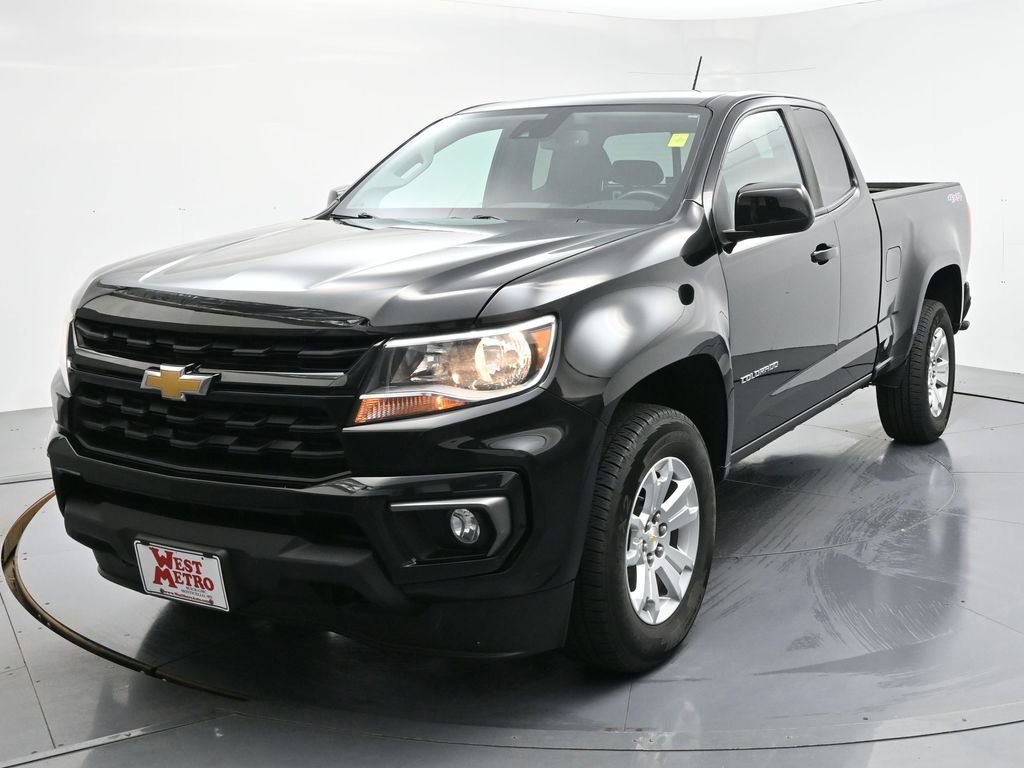 Used 2021 Chevrolet Colorado LT with VIN 1GCHTCENXM1112336 for sale in Monticello, Minnesota