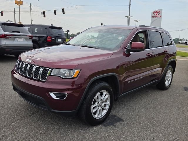 Used 2019 Red Jeep Laredo E image 3