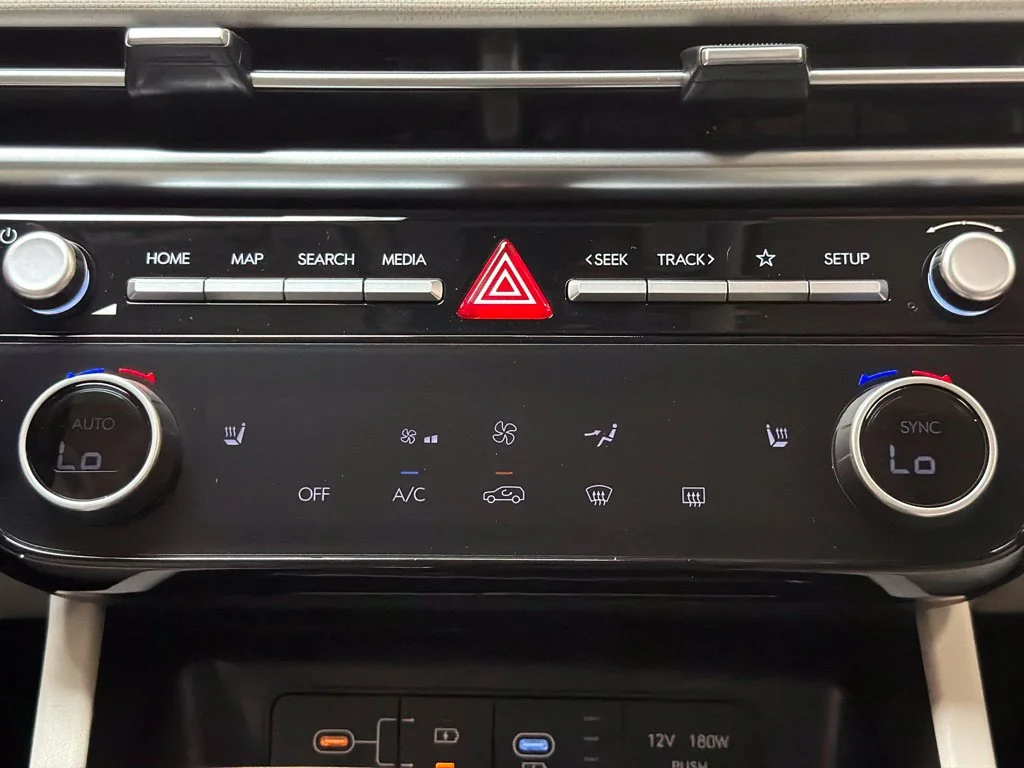 New 2026 Phantom Black Hyundai SEL Premium image 16