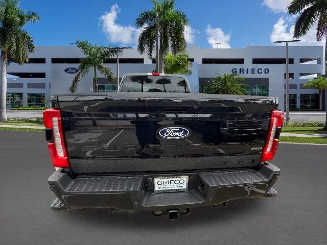 New 2027 Agate Black Metallic Ford F-250® XLT image 29