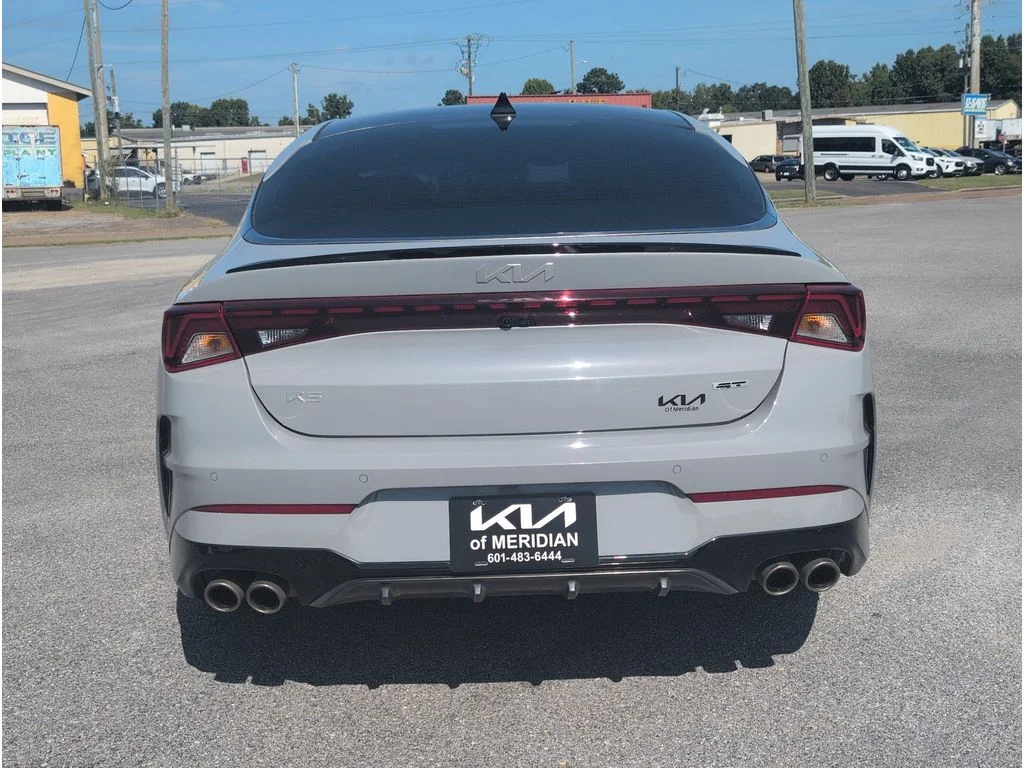 Used 2024 wolf gray Kia GT DCT FWD image 4
