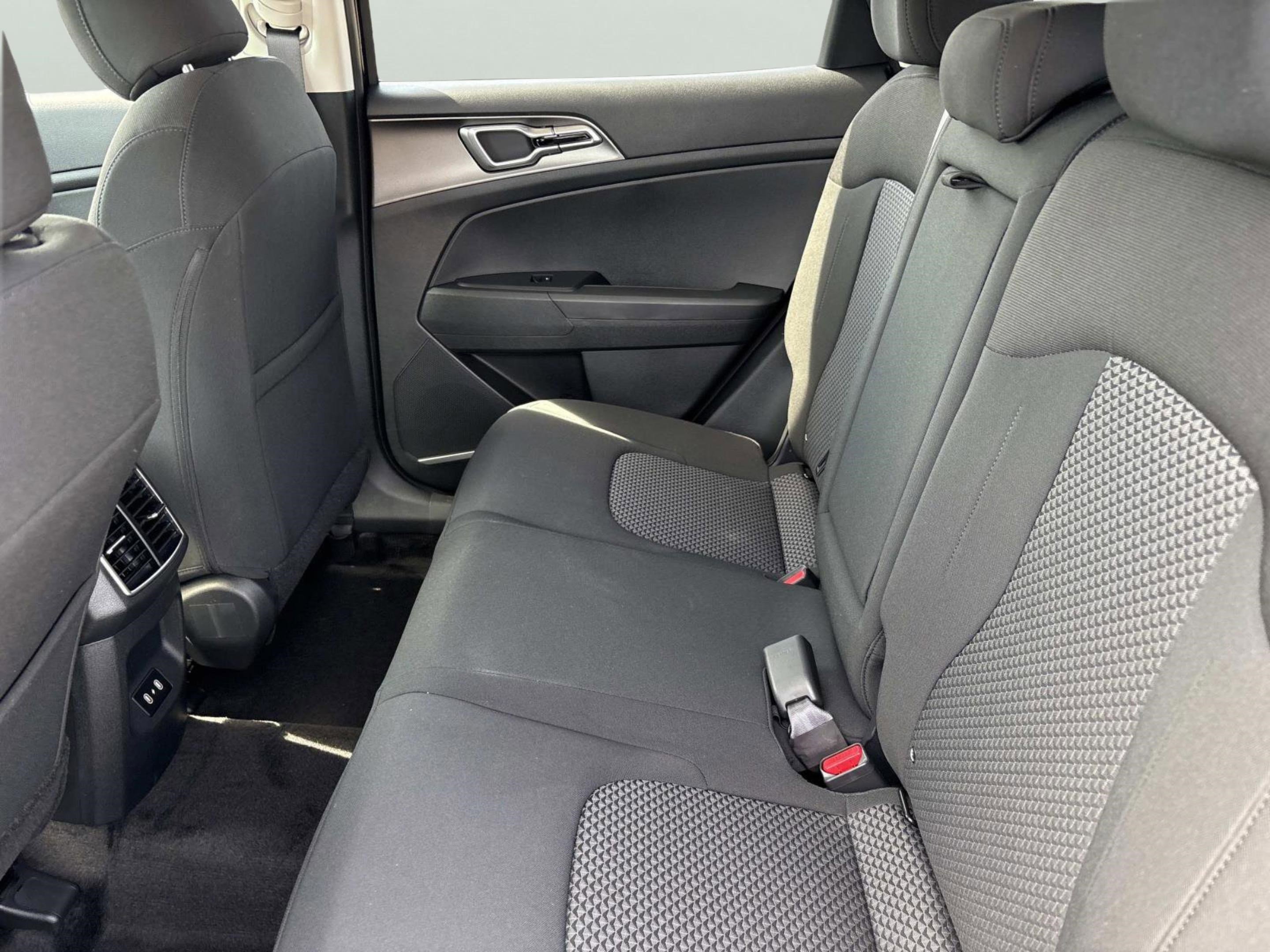 New 2026 Fusion Black Kia LX image 17