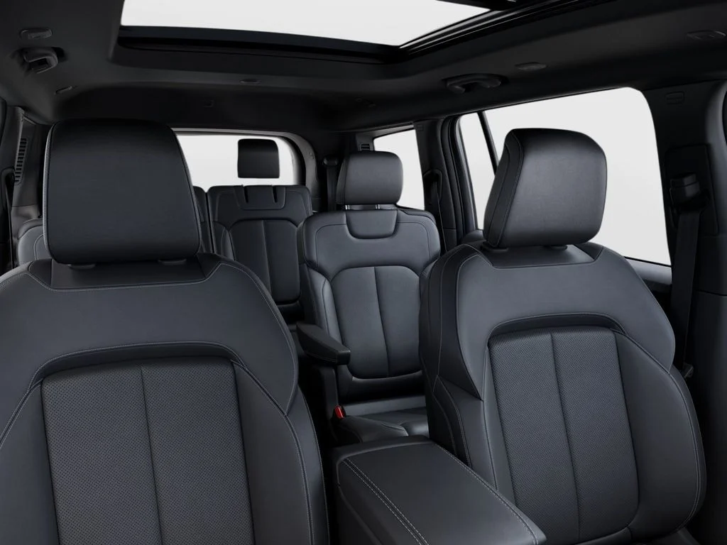 New 2026 Baltic Gray Metallic Clear-Coat Exterior Paint Jeep Limited Reserve image 21
