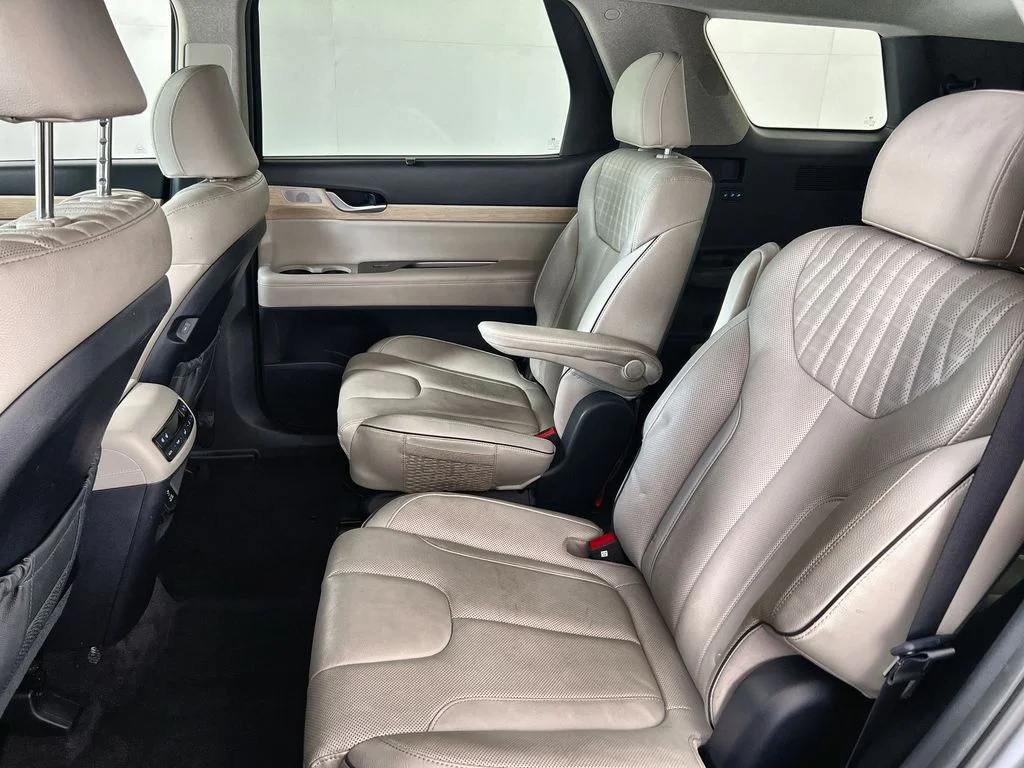 Used 2024 Gray Hyundai Limited image 25