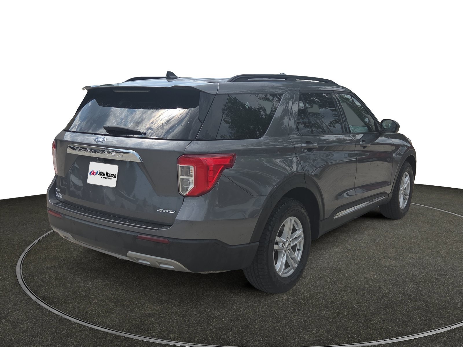 Used 2023 Gray Metallic Ford XLT image 5