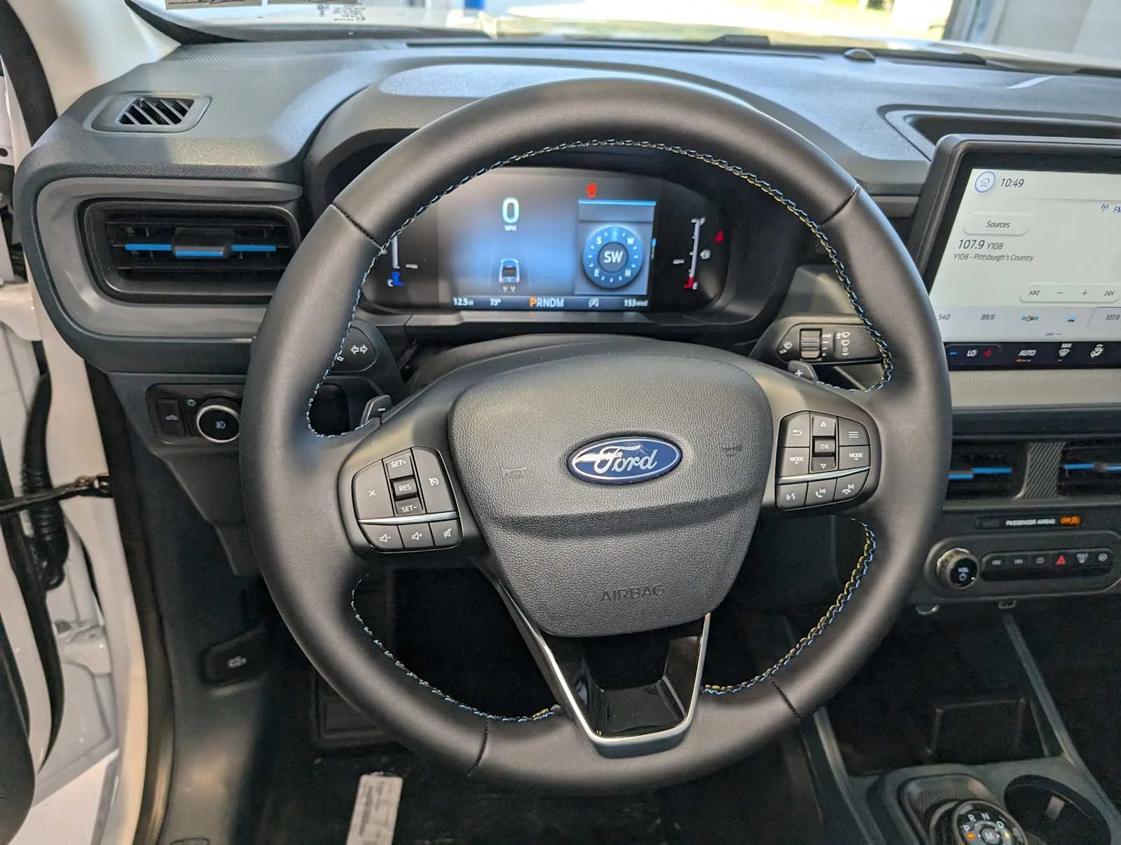 New 2025 Oxford White Ford Lobo™ image 28