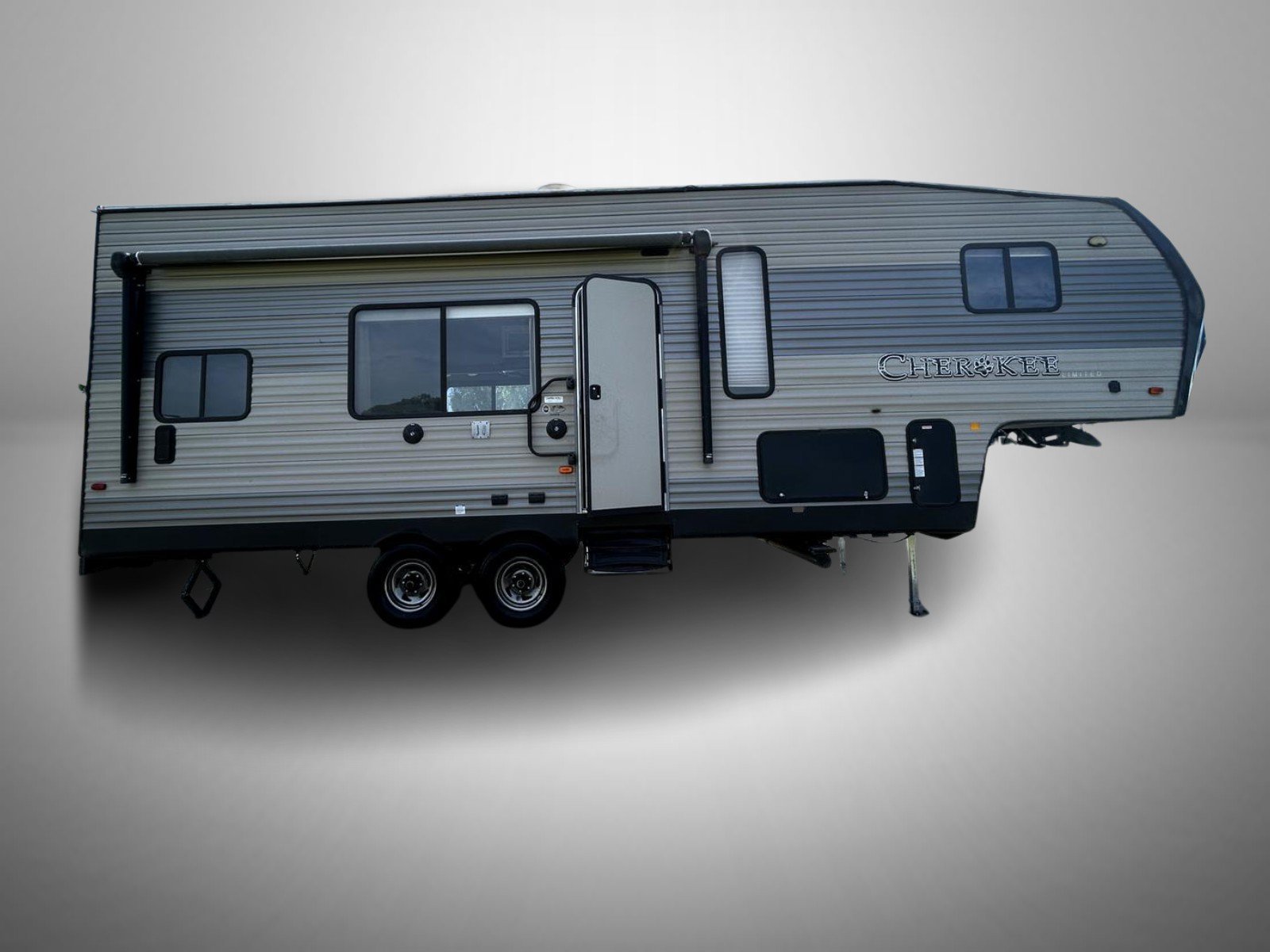 Used 2017 Beige Forest River  image 5