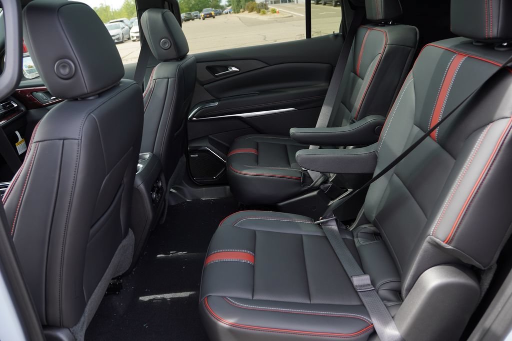2027 Chevrolet Traverse RS - Photo 11