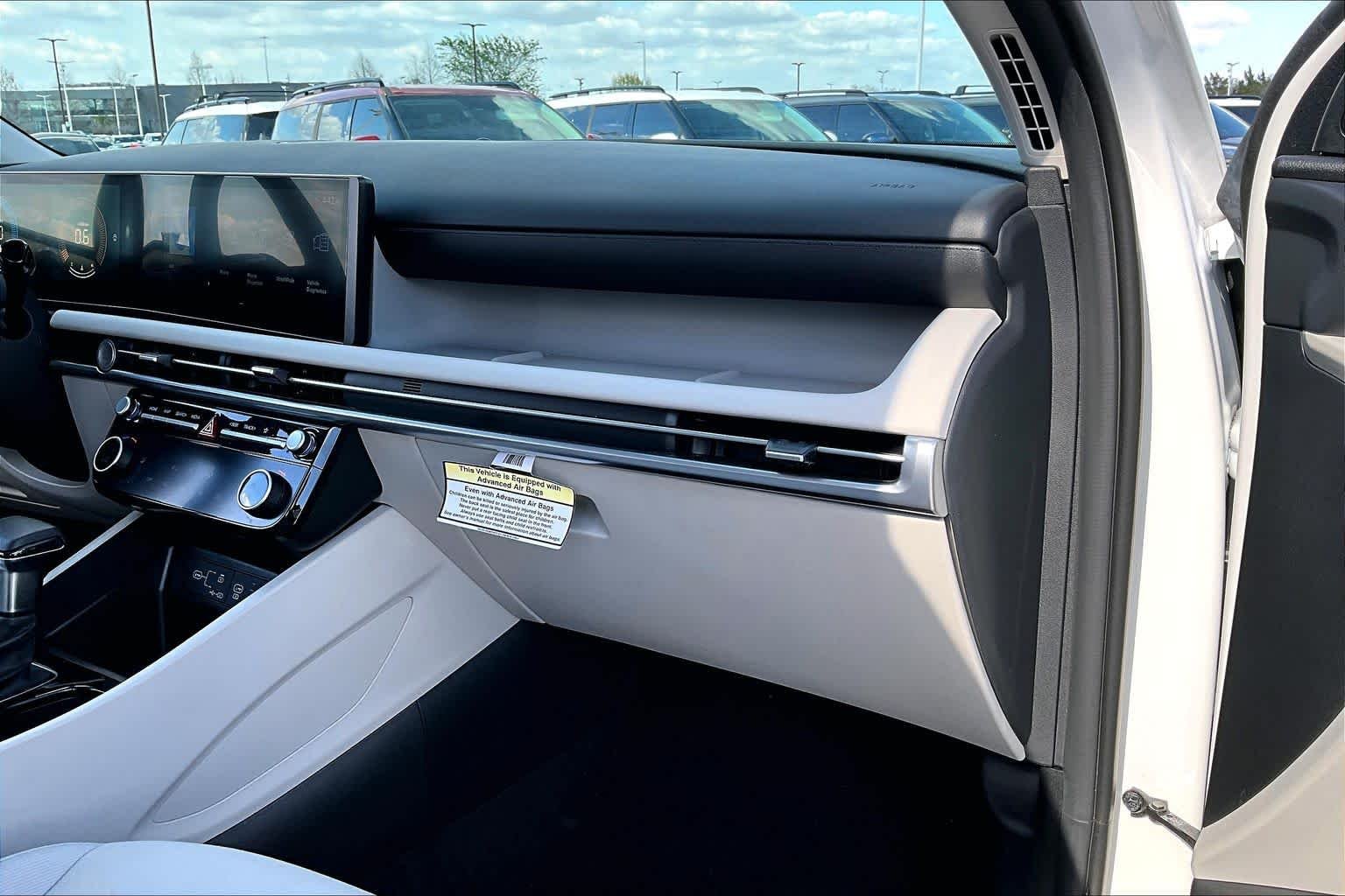 2025 Hyundai Tucson SEL - Photo 17