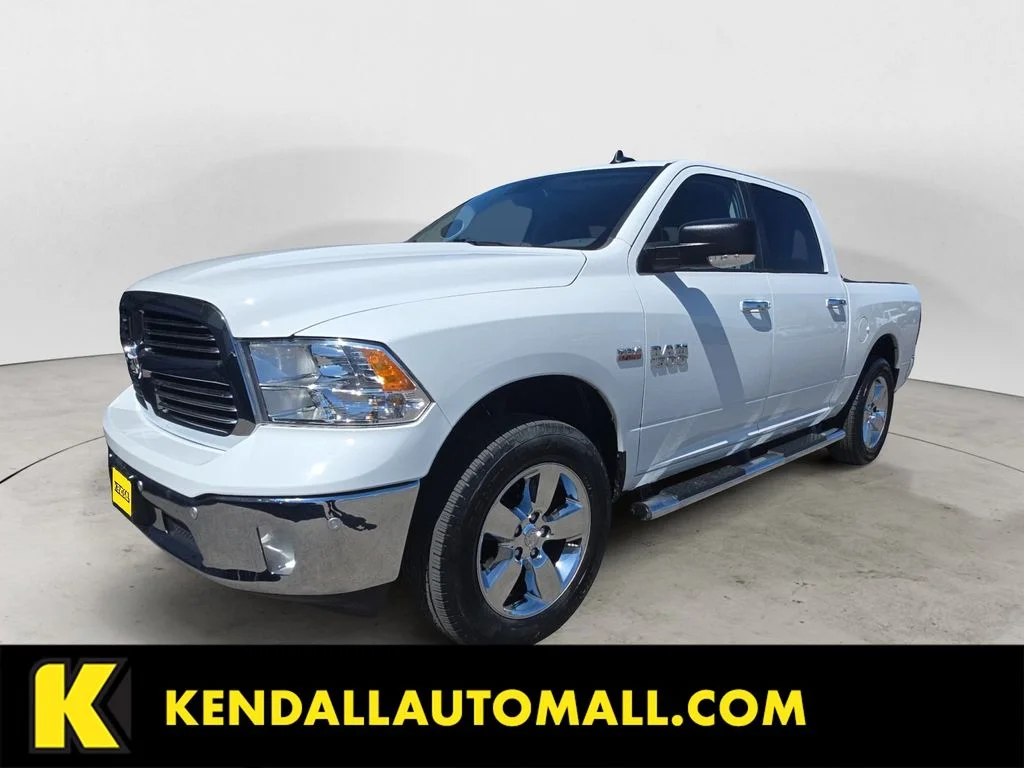 2018 RAM 1500 Big Horn 4x4 Crew Cab 5'7's photo