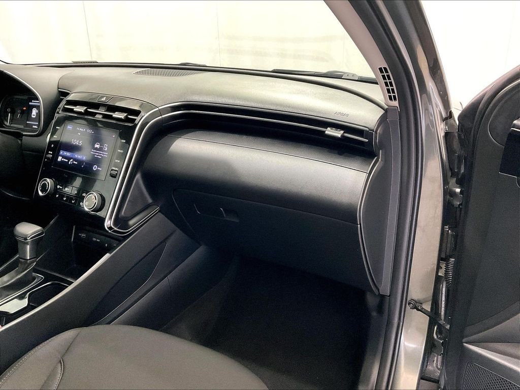 Used 2023 Amazon Gray Hyundai SEL image 13