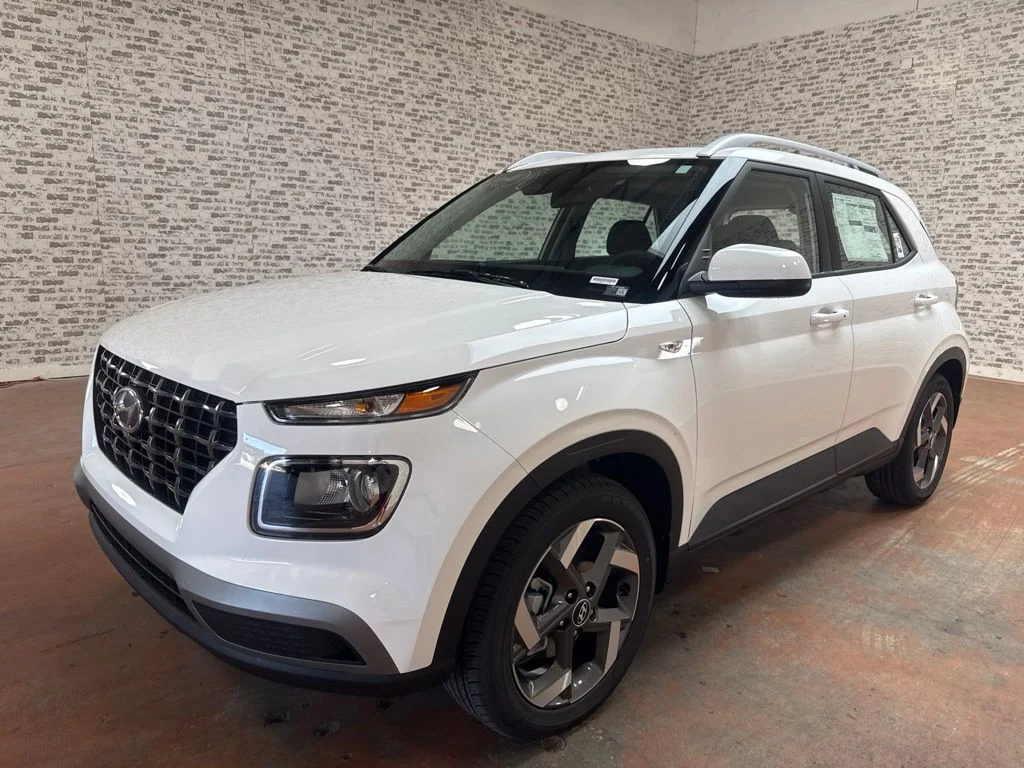 New 2026 Lunar White Hyundai SEL image 3