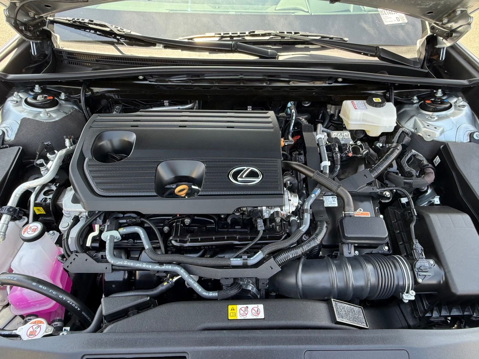 Used 2025 Silver Lexus 300h image 33