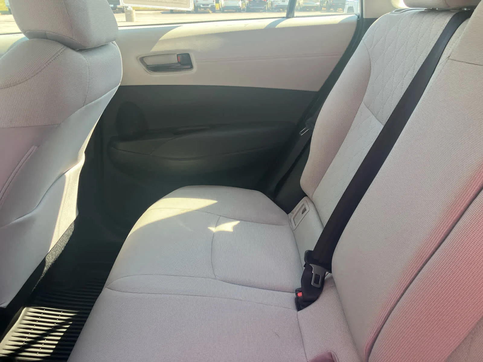 Certified Used 2026 Wind Chill Pearl Toyota L image 31