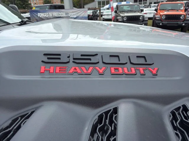 New 2027 Silver-Zynith Exterior Paint RAM Big Horn image 14