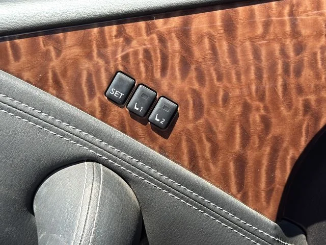 Used 2019 Blue Nissan Platinum image 32