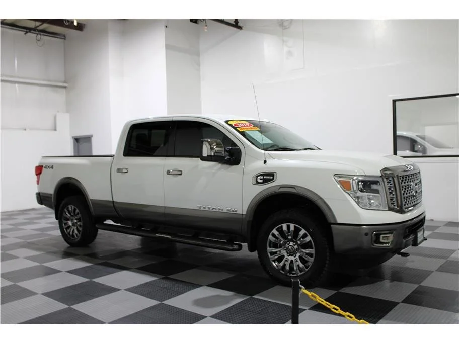 2019 Nissan Titan XD Platinum Reserve Diesel Crew Cab 4x4 SWB's photo