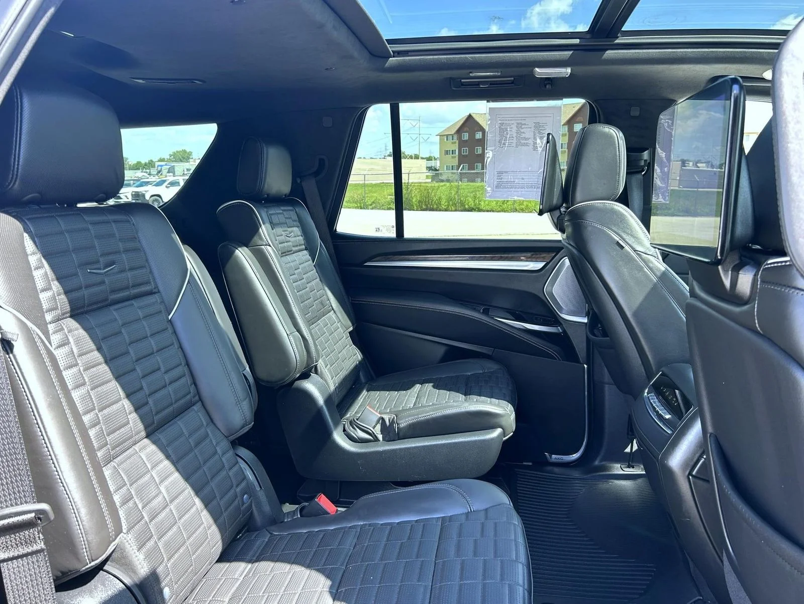 Certified Used 2025 Black Cadillac Sport Platinum image 19