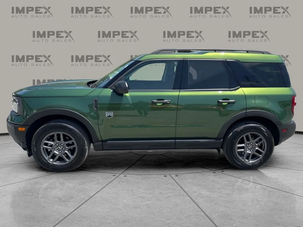 Used 2025 Green Ford Big Bend image 2