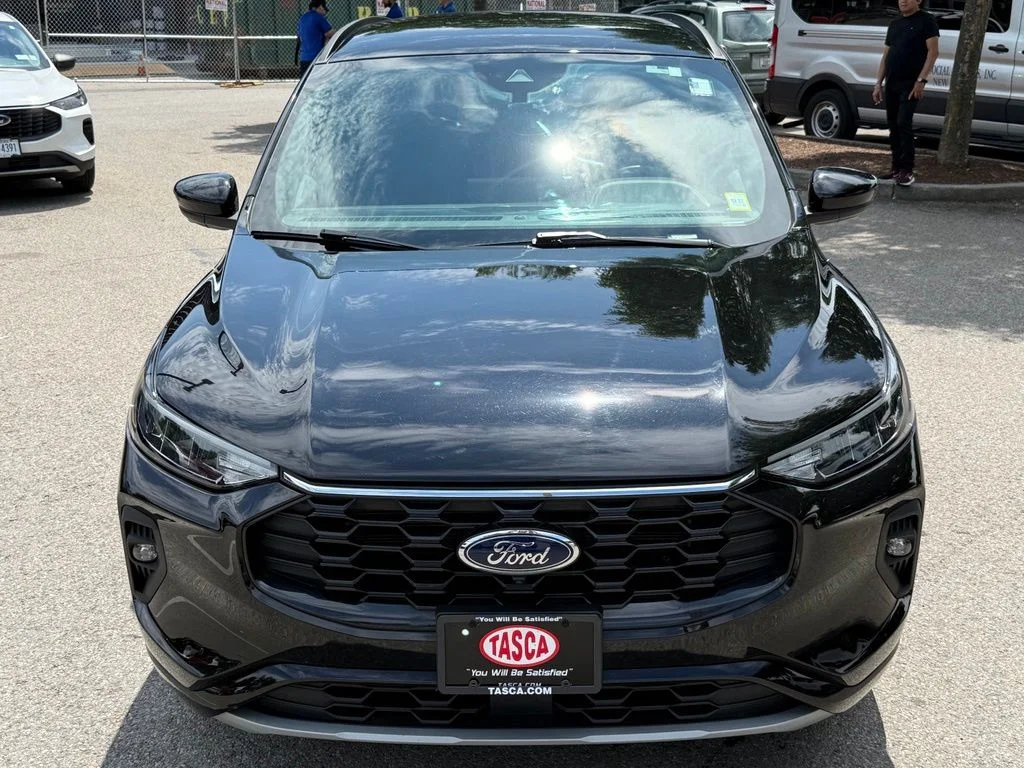 Used 2023 Black Ford ST-Line Select image 2