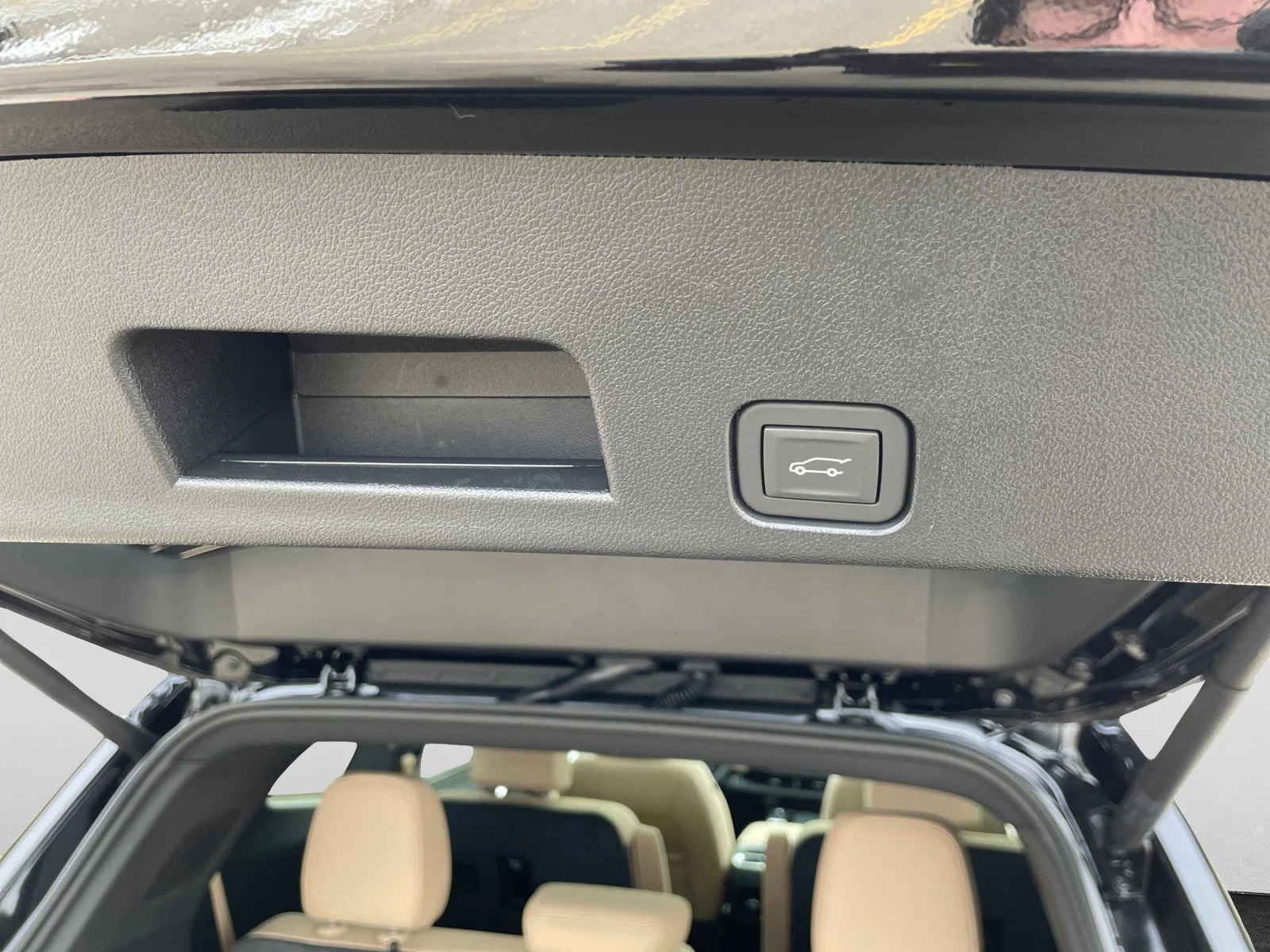 New 2026 Ebony Twilight Metallic Buick Preferred AWD image 11