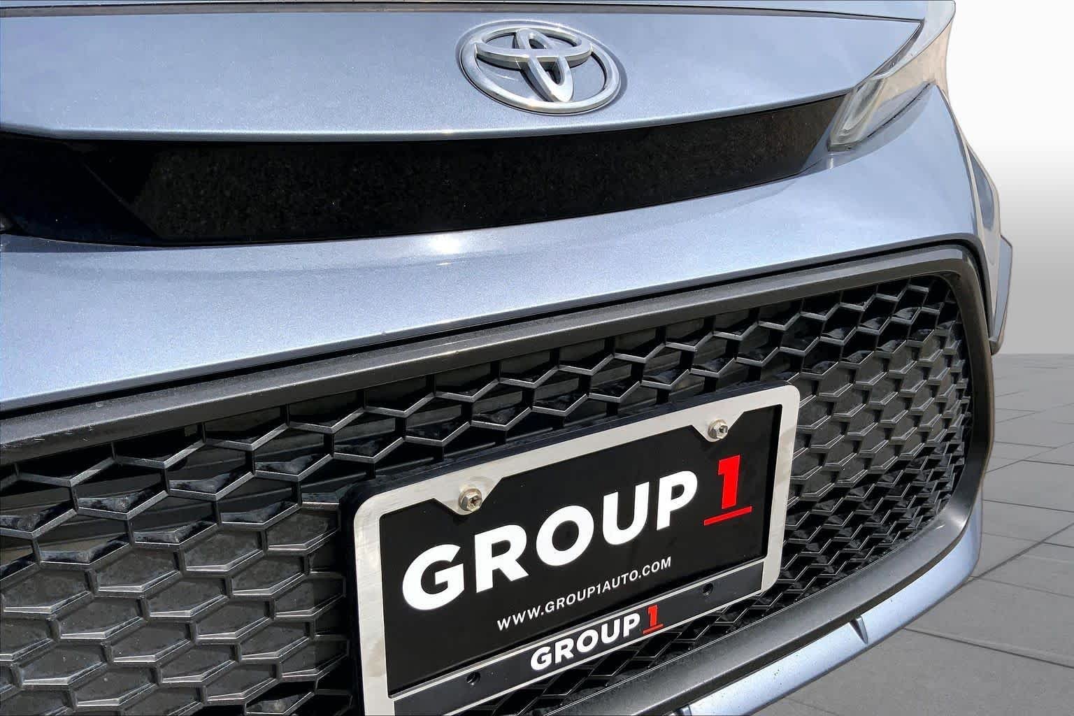 Used 2020 Celestite Toyota SE image 29