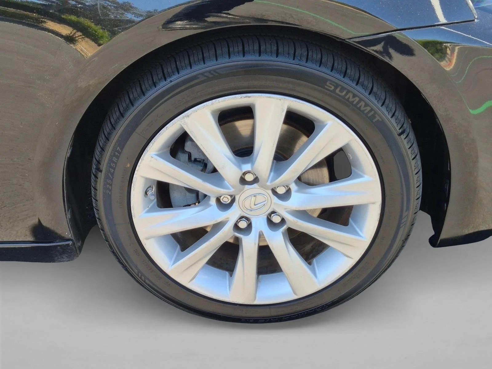 Used 2014 Obsidian Lexus  image 23