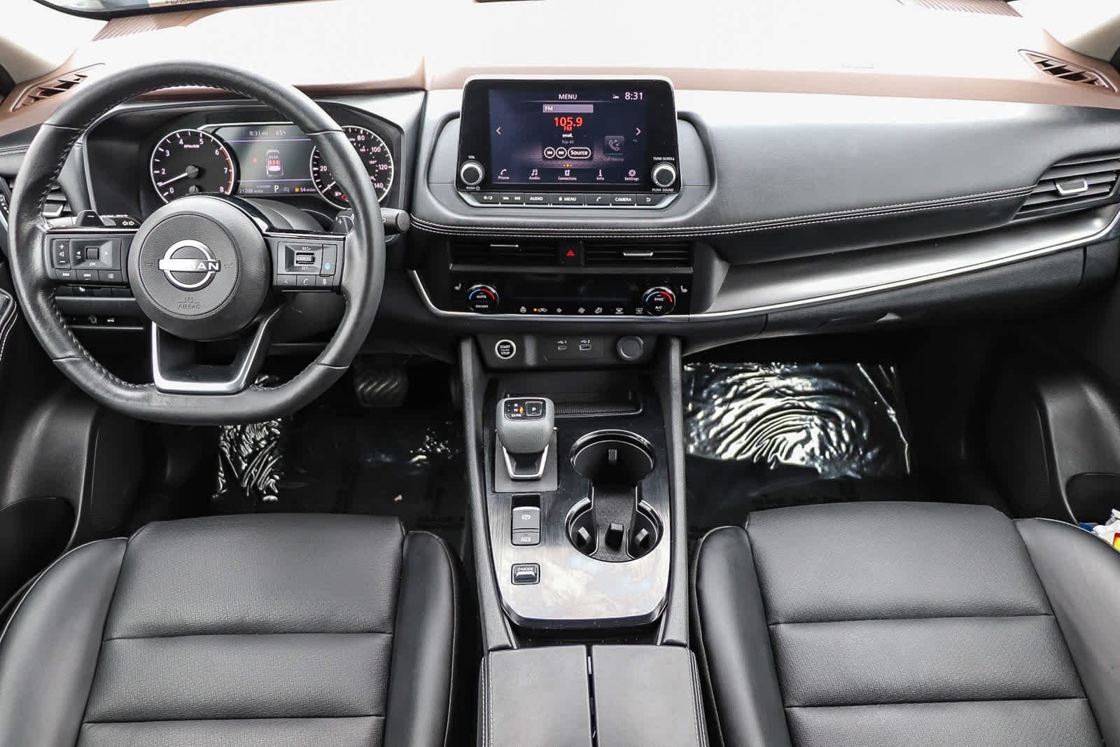 2023 Nissan Rogue SV - Photo 13