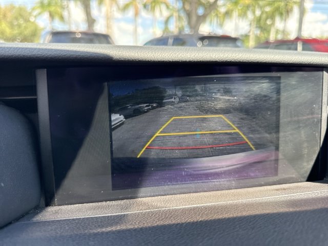 2020 Lexus IS 300 - Photo 17