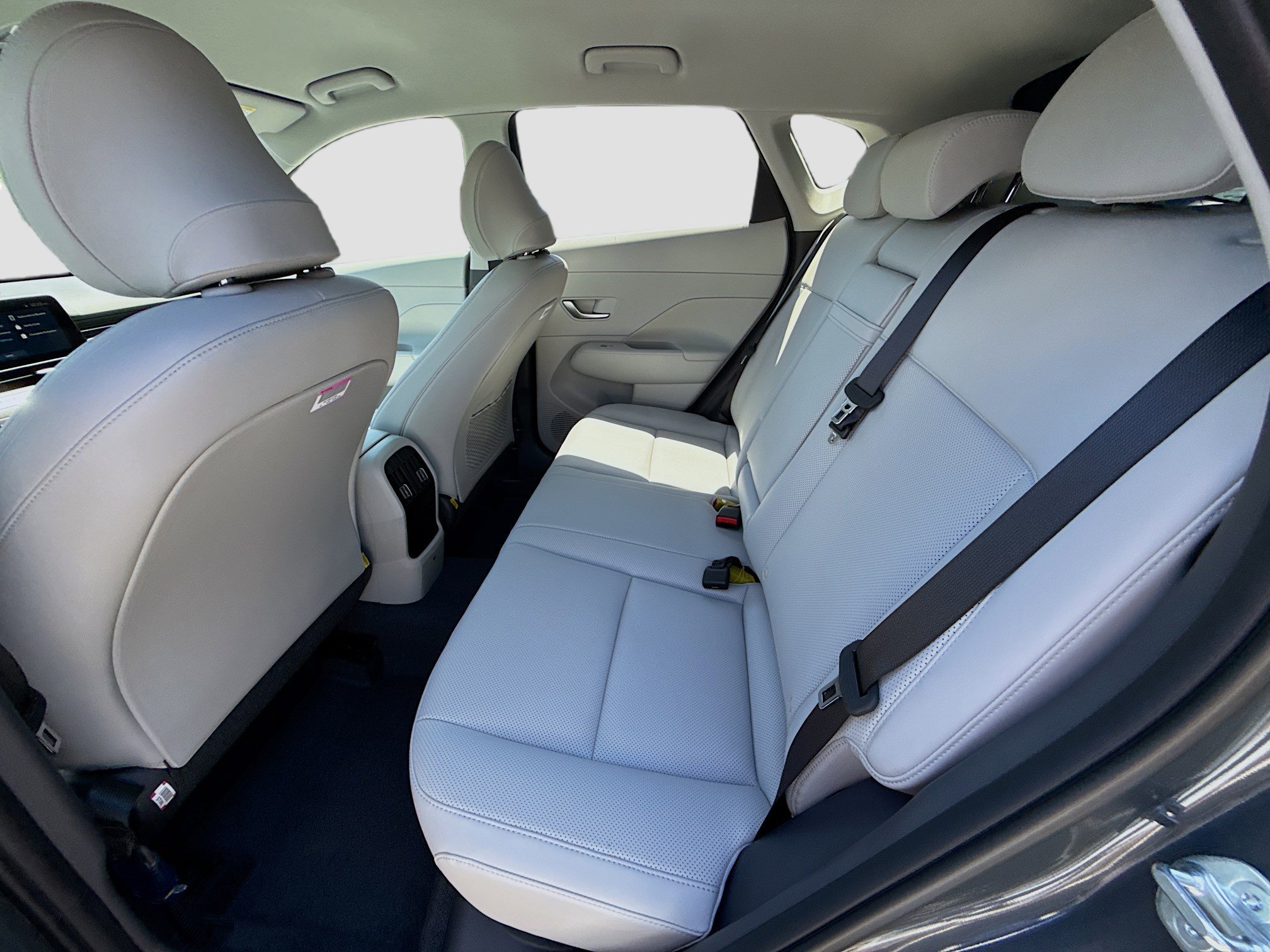 New 2026 Ecotronic Gray Pearl Hyundai SEL Premium FWD image 39
