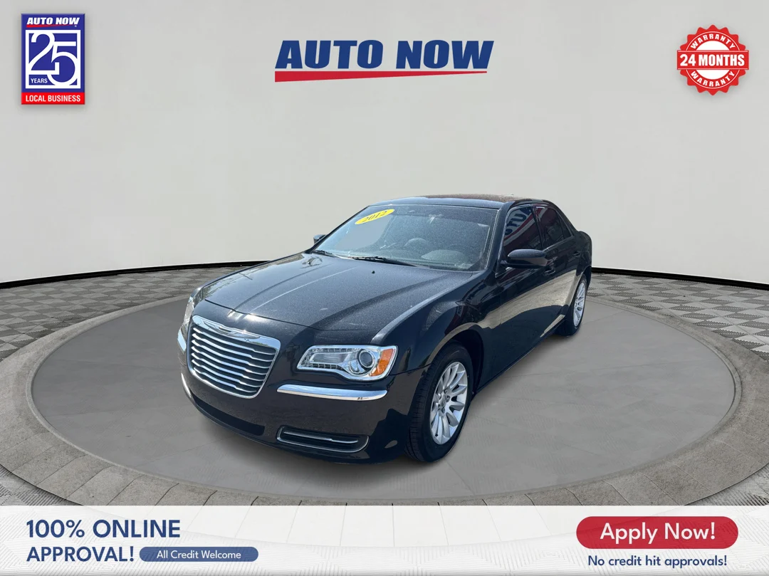 2012 Chrysler 300 -'s photo