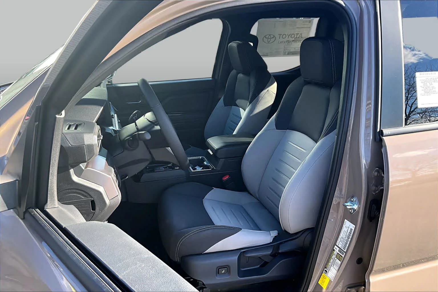 2026 Toyota Tacoma TRD Off Road - Photo 9
