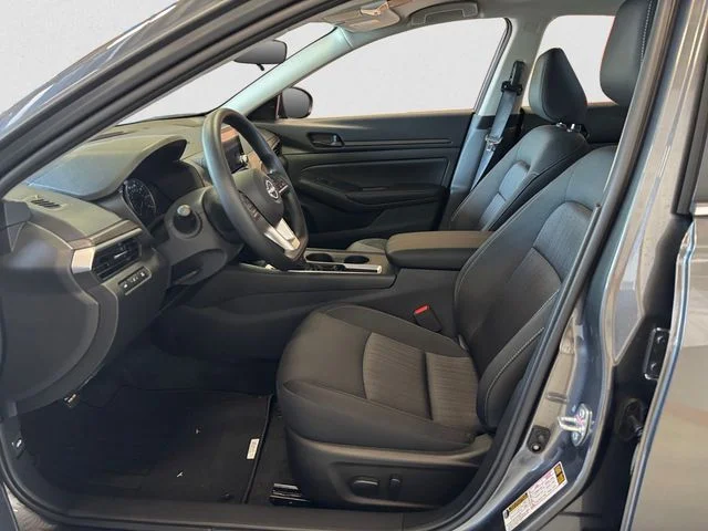New 2026 Gray Nissan 2.5 SV image 10