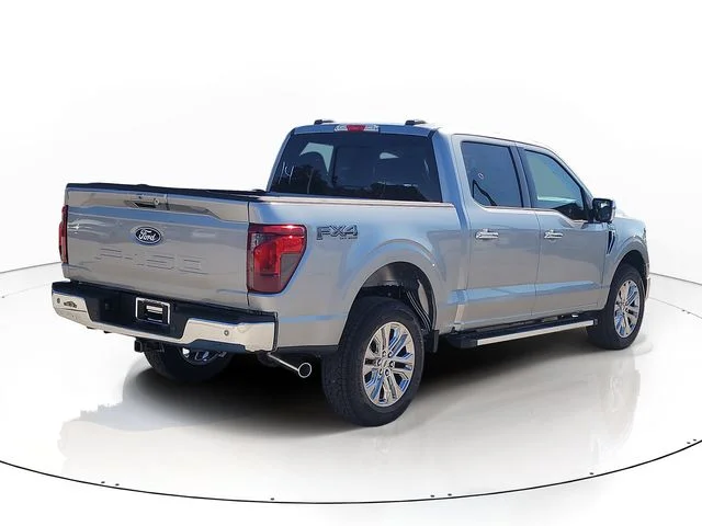 New 2026 Silver Metallic Ford XLT image 5