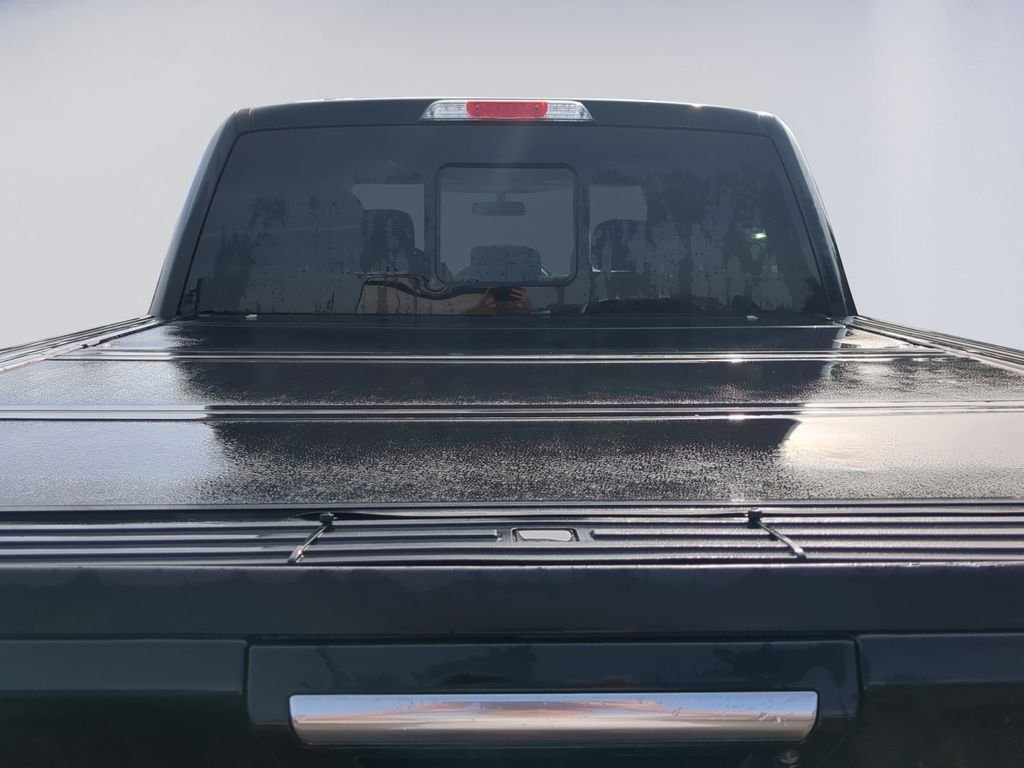 Used 2019  Ford Limited image 21