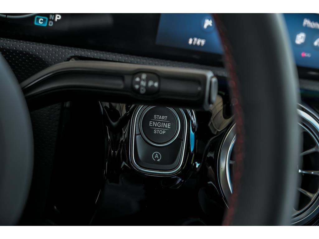 2025 Mercedes-Benz CLA CLA 250 - Photo 43