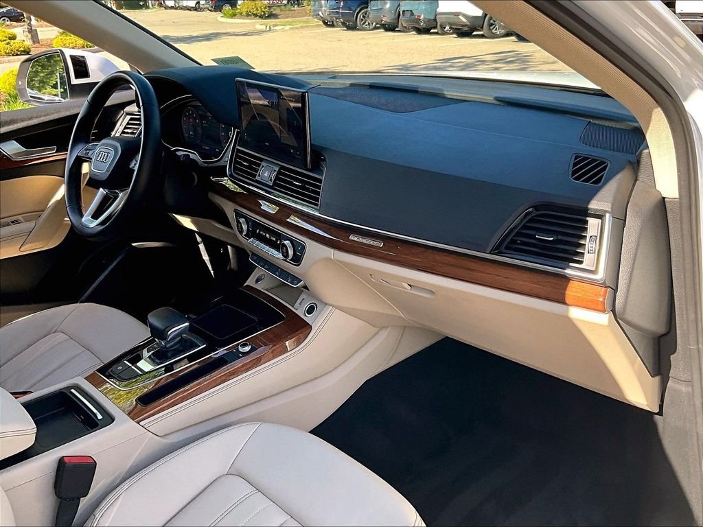 Used 2022 White Audi 45 S line Premium image 14