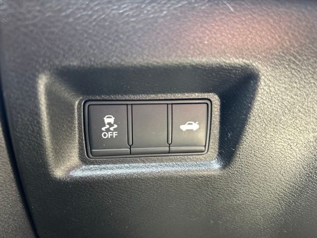 Used 2019 White INFINITI Red Sport 400 image 44