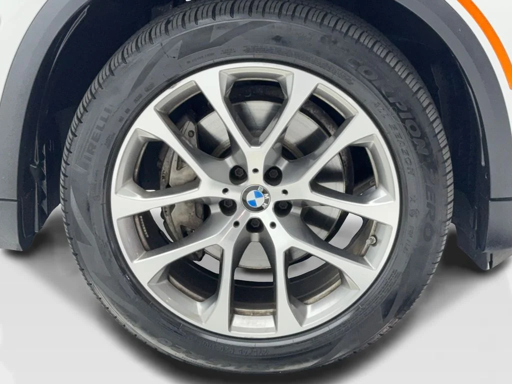 Used 2024 White BMW sDrive40i X LINE,NAV,CAM,PANO,CLMT STS,HEADS UP image 56