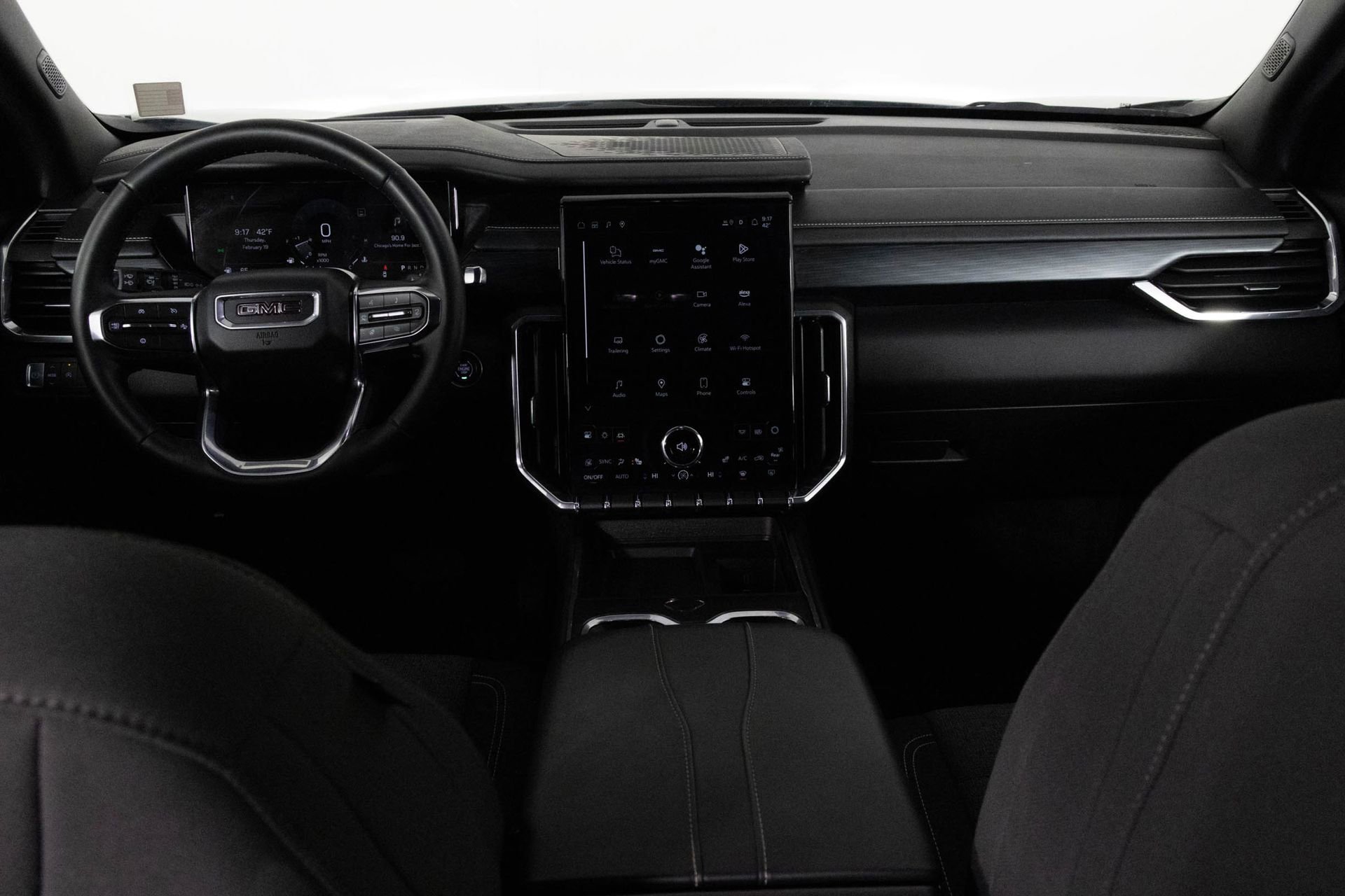 2025 GMC ACADIA - Image 19