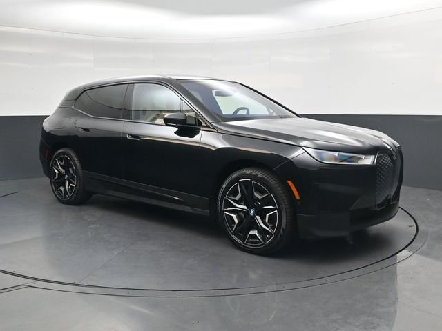 Used 2024 Black BMW xDrive50 image 2