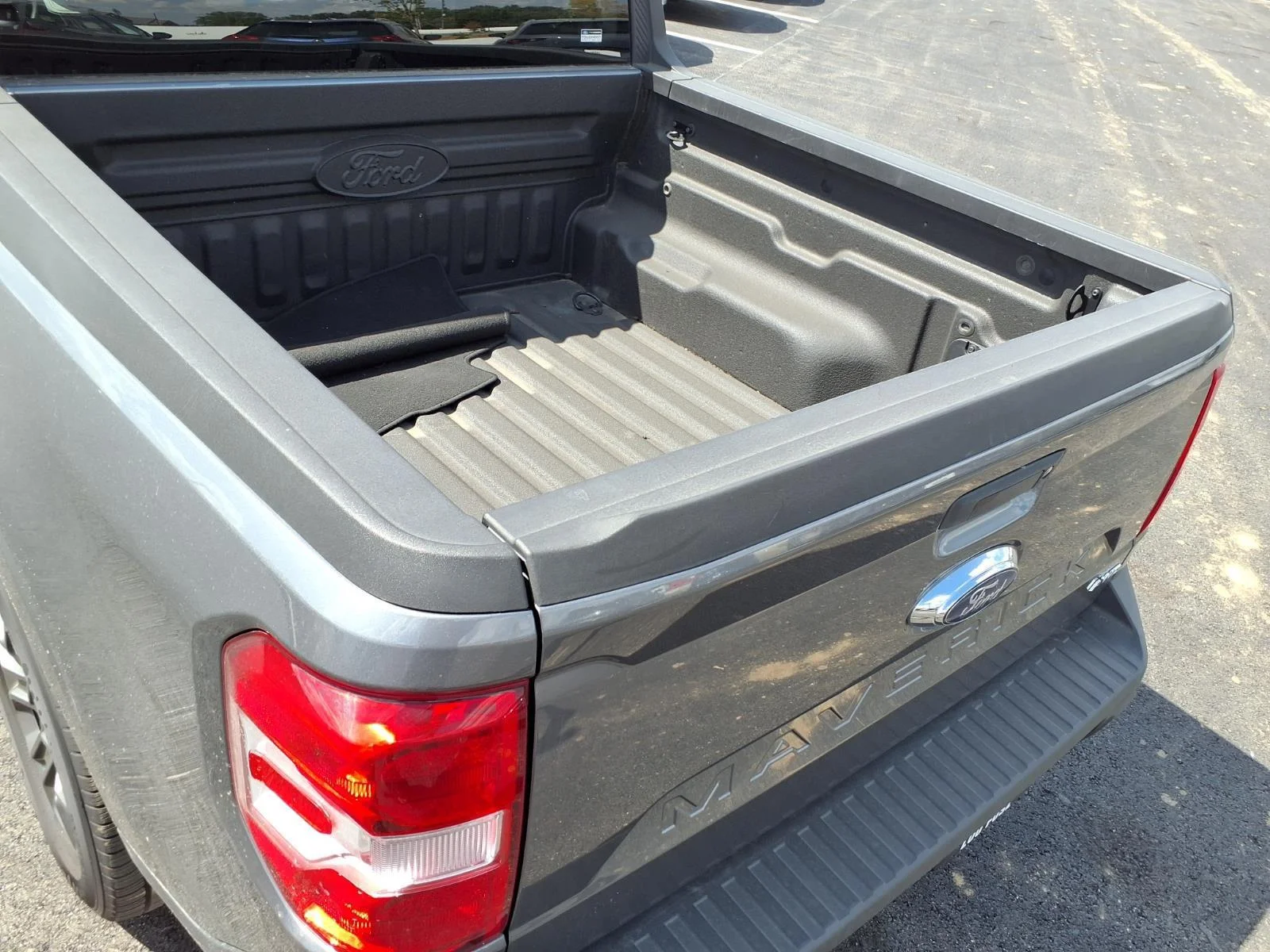 Used 2022 Carbonized Gray Ford XLT image 21