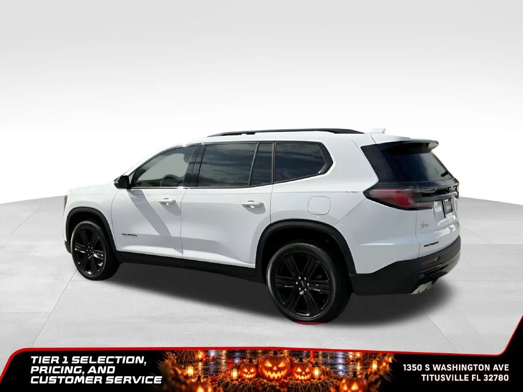 New 2026 Summit White GMC Elevation image 4