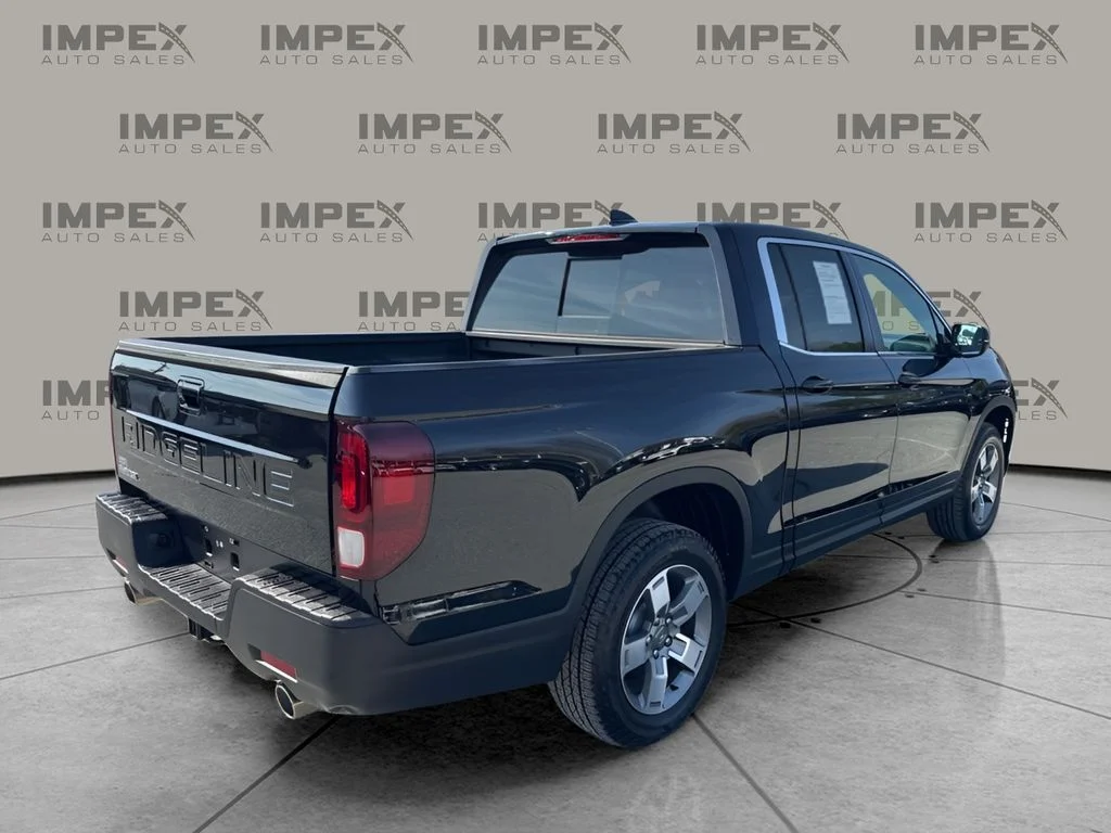 Used 2025 Black Honda RTL image 5
